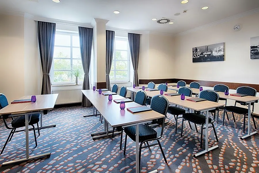 Leonardo Hotel Hamburg Stillhorn 4*,